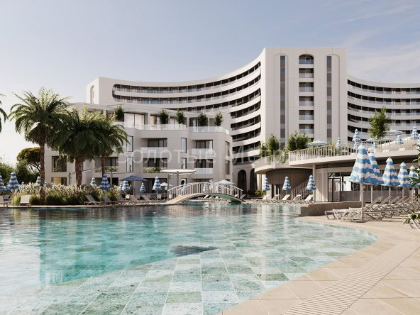 Современный отель Livingston Grand Resort&Spa с бассейном и зелёными н.