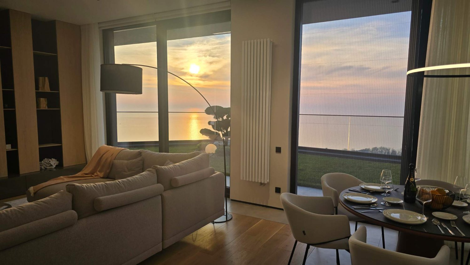 Вилла 235 м² с видом на море и горы