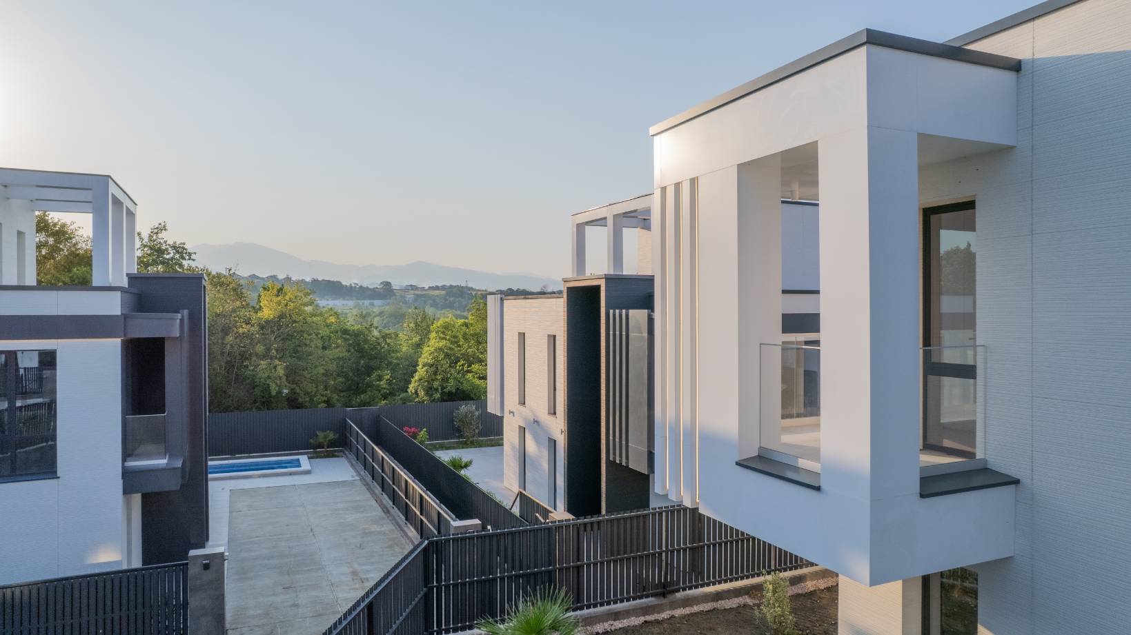 Коттеджи в КП Скайберри Вилладж (Skyberry Village)