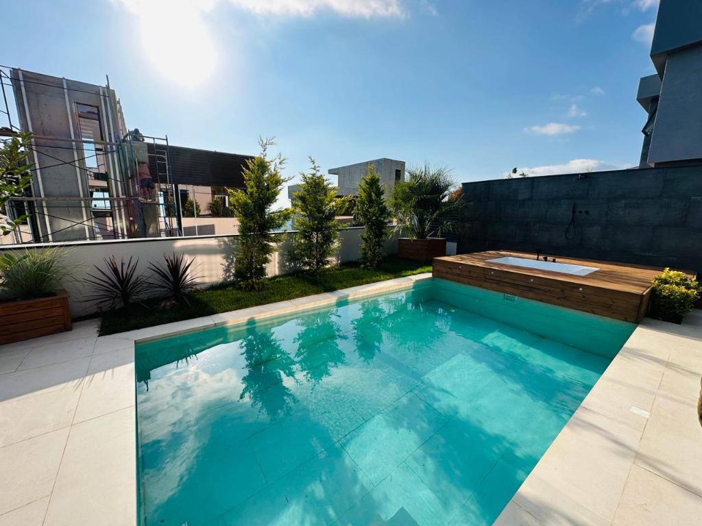 Дом с прямым видом на море в Сергей Поле