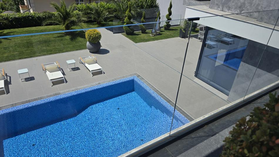 Элитная вилла с видом на море в КП Ручей Видный 320 м² с бассейном 360°