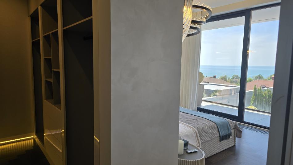 Элитная вилла с видом на море в КП Ручей Видный 320 м² с бассейном 360°