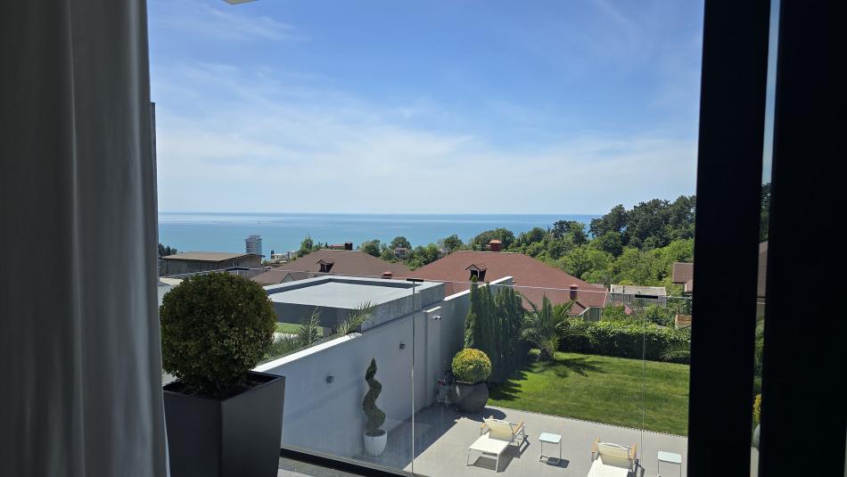 Элитная вилла с видом на море в КП Ручей Видный 320 м² с бассейном 360°