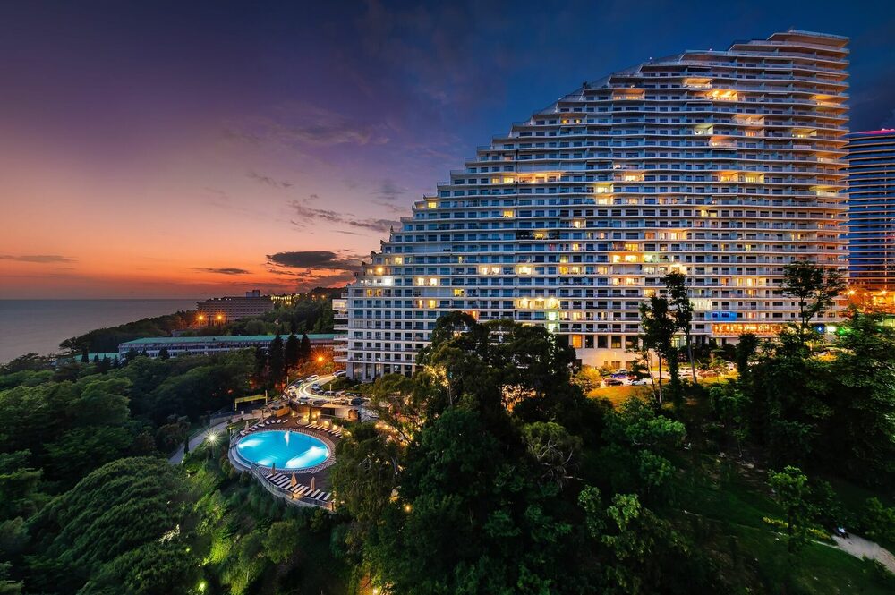 Akter-Gelaksi-v-Sochi | ZOLOTYYe-METRY