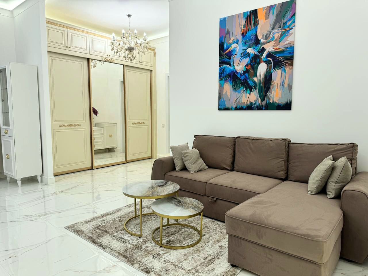 Arenda-kvartiry-v-Sochi-u-morya-okolo-Zimnego-teatra— 3-spal'ni-220m²-Teatral'naya11