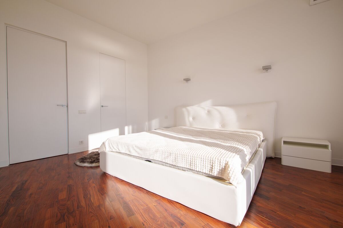 pervoklasnyj-penthaus-v-zhk-volna-sochi-u-morya