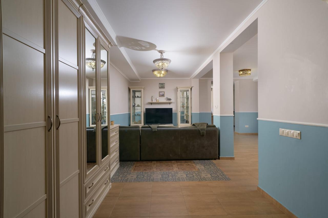 dom-sochi-abrovaya-300m2