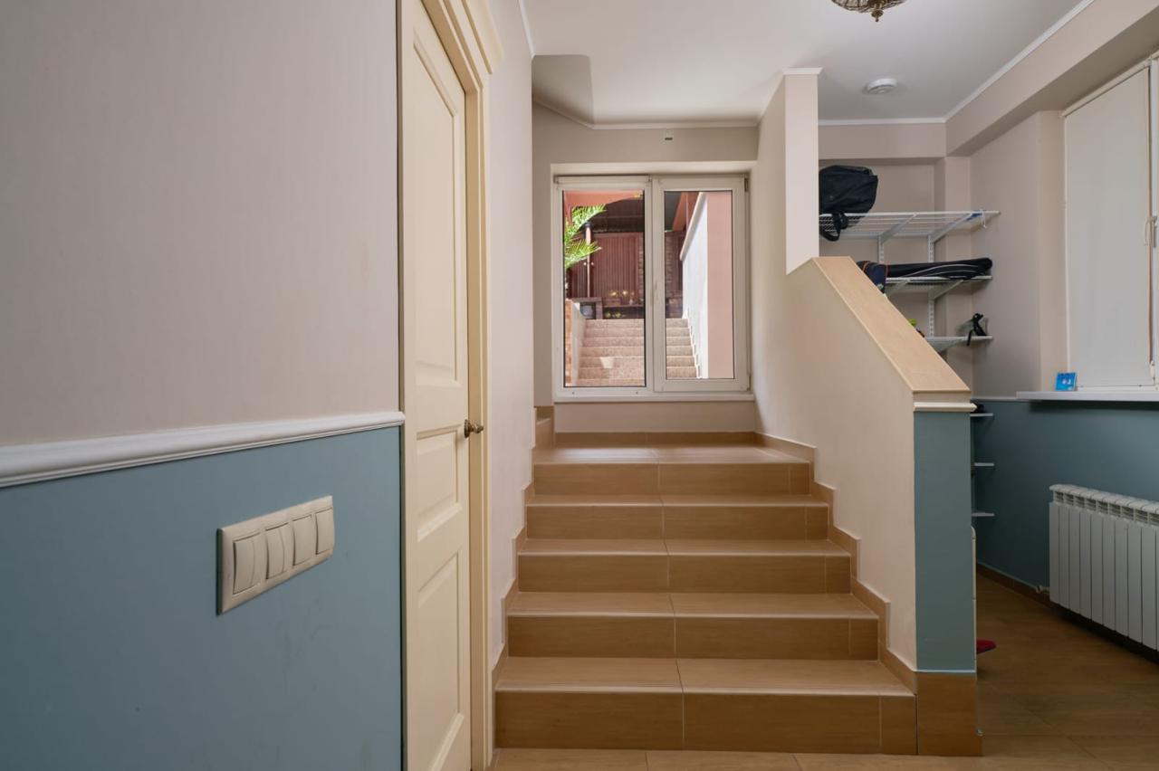 dom-sochi-abrovaya-300m2