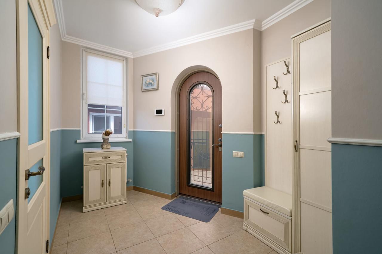 dom-sochi-abrovaya-300m2