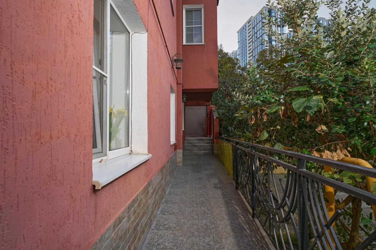 dom-sochi-abrovaya-300m2