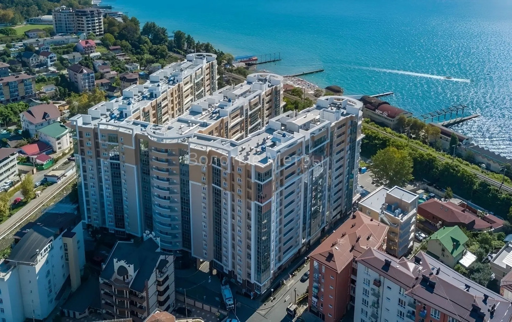 shikarnaya-kvartira-s-vidom-na-more-v-zhk-posejdon-sochi