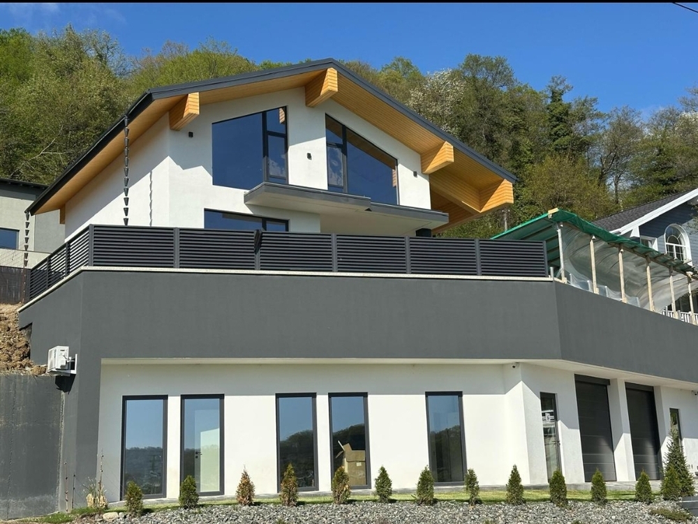 дом в стиле шале