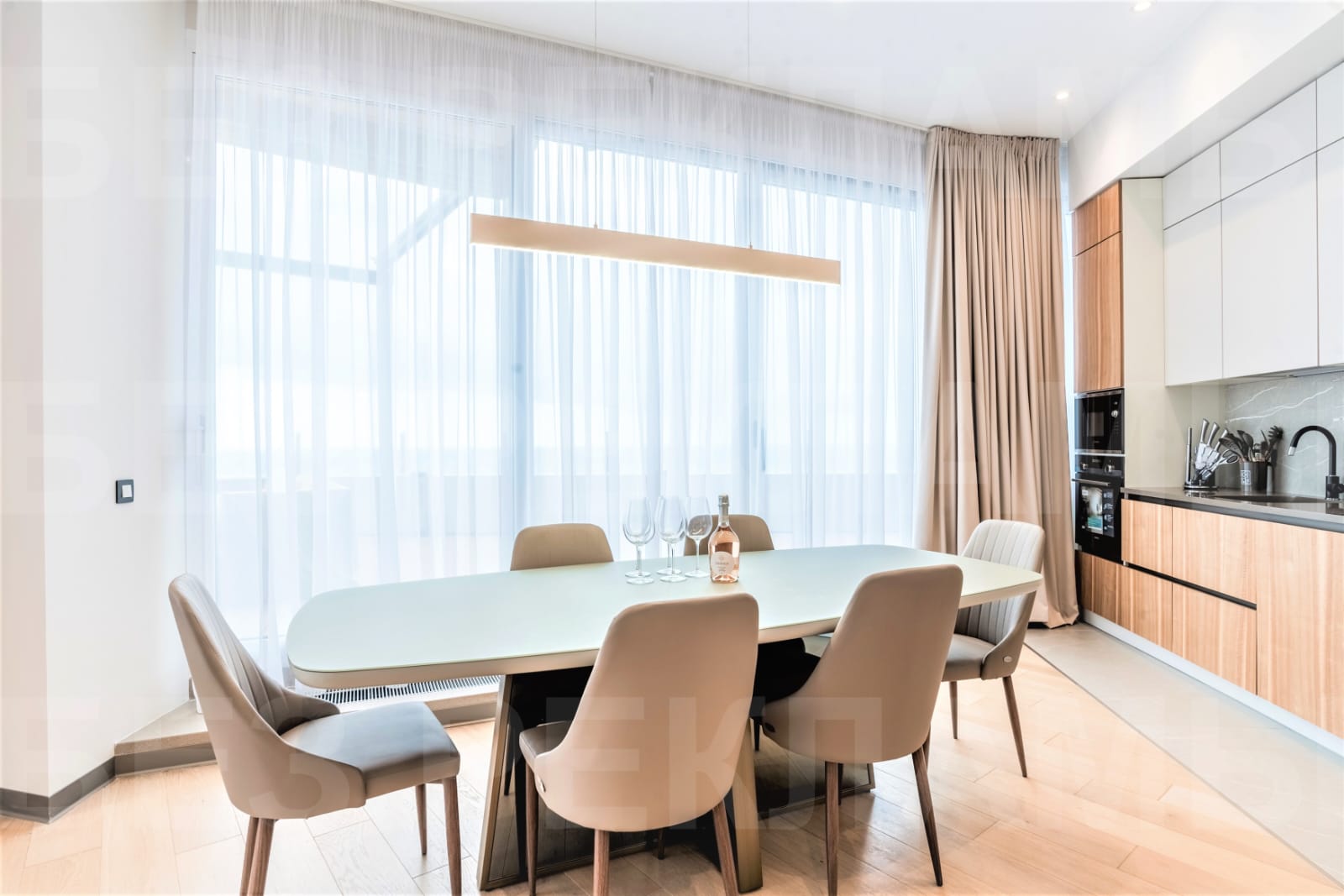 Elitnyj-Penthaus-v-AK-Barselona-Park-Sochi-u-morya