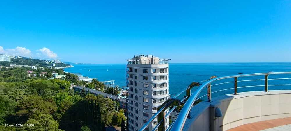 penthaus-v-zhk-volna-sochi-u-morya