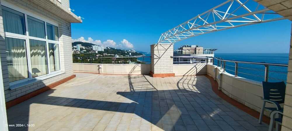 penthaus-v-zhk-volna-sochi-u-morya