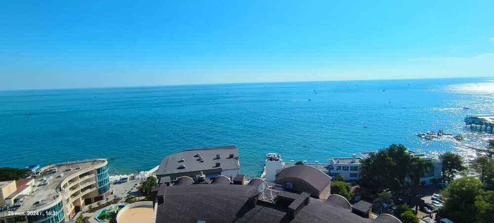 penthaus-v-zhk-volna-sochi-u-morya