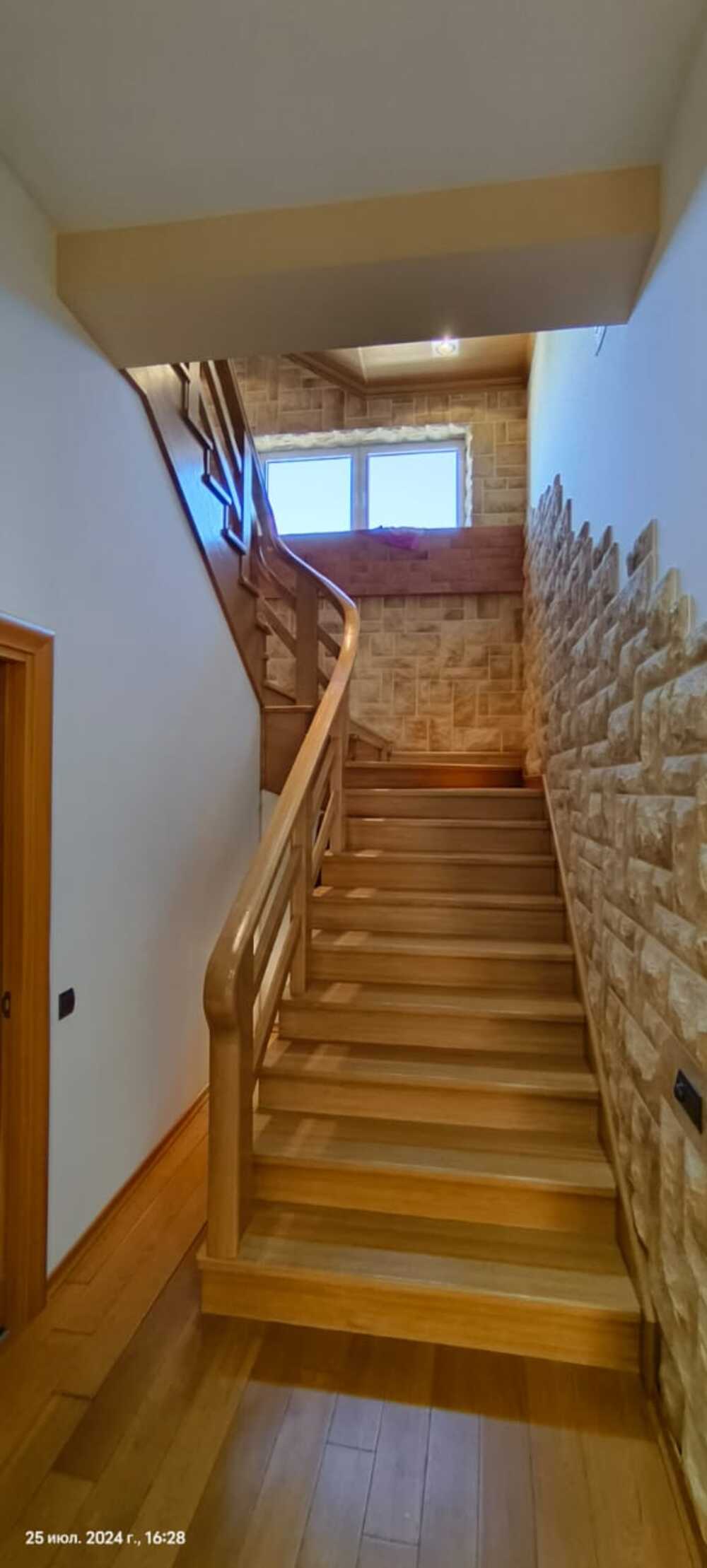 penthaus-v-zhk-volna-sochi-u-morya