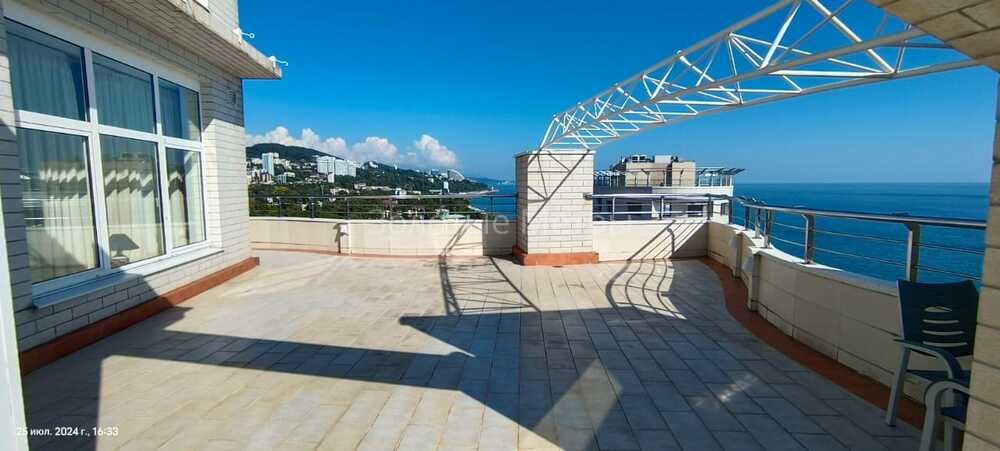 penthaus-v-zhk-volna-sochi-u-morya